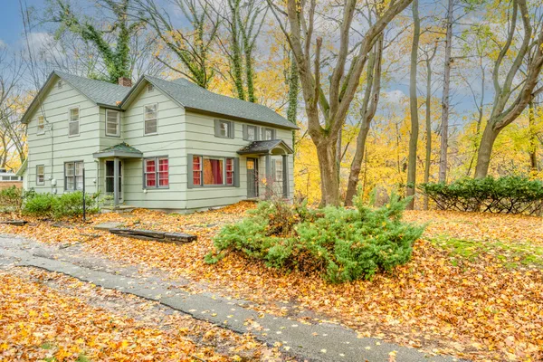 $279,900 | 1298 Colfax Avenue, Benton Harbor, MI 49022