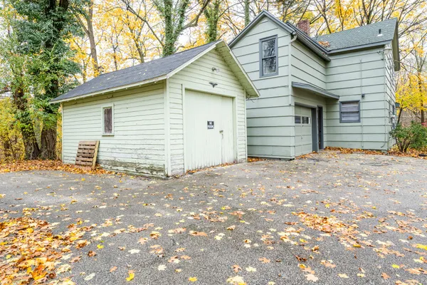 $279,900 | 1298 Colfax Avenue, Benton Harbor, MI 49022