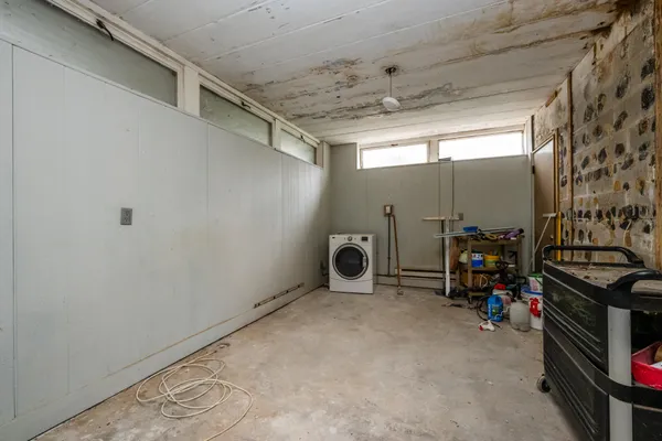 $279,900 | 1298 Colfax Avenue, Benton Harbor, MI 49022