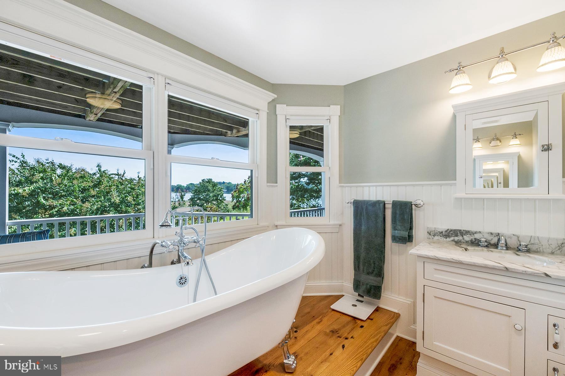 1306 Harbor Road Annapolis, MD 21403 - Photo 32 of 55 Gallery Image 32