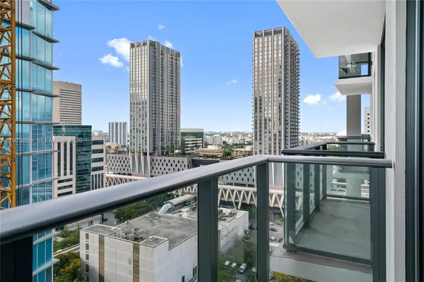 $540,000 | 11 Northeast 6th Street, Unit 2104, Miami, FL 33132