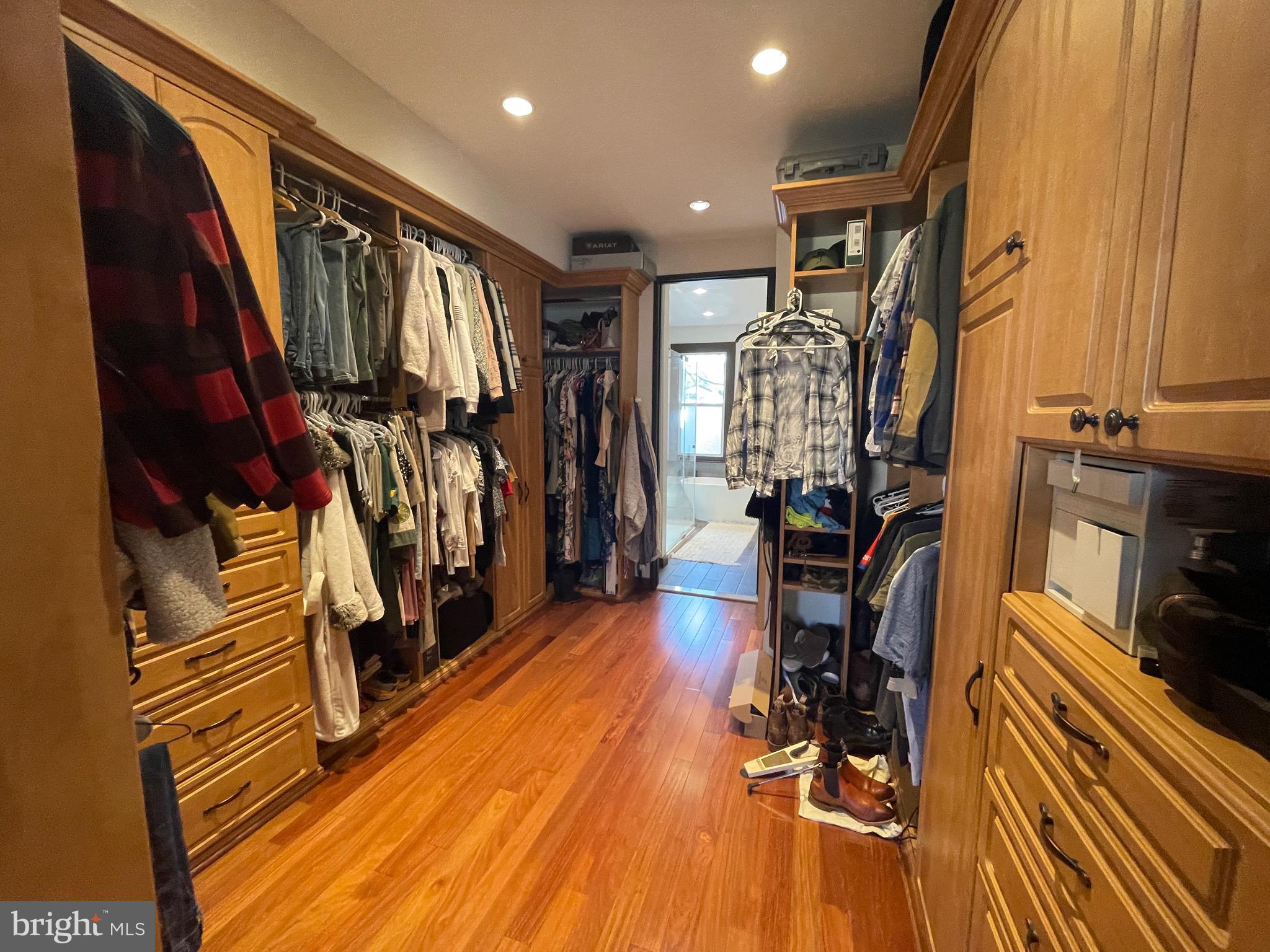 1750 T Street Northwest, Unit B Washington, DC 20009 - Photo 7 of 14 a view of a room with gym equipment