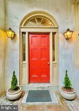 $1,600,000 | 239 Race Street, Unit A, Philadelphia, PA 19106