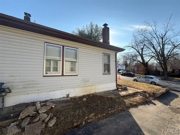 $134,900 | Undisclosed Address, Breckenridge Hills, MO 63114