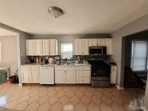 $134,900 | Undisclosed Address, Breckenridge Hills, MO 63114