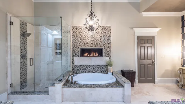 $1,050,000 | 124 Houmas Drive, Houma, LA 70360