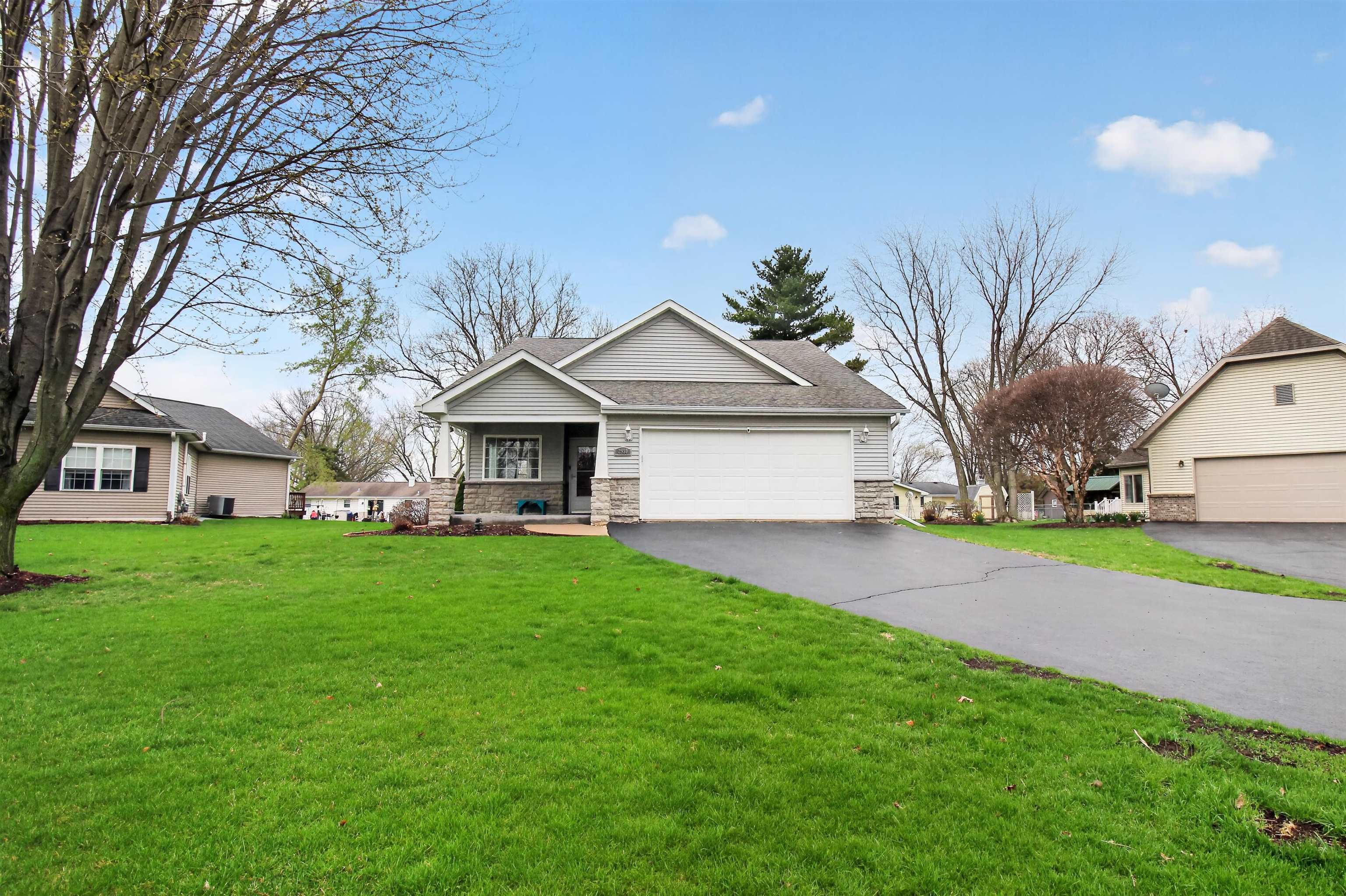2950 Grove Beloit Wi 53511 Beloit, WI 53511 - Photo 1 of 37