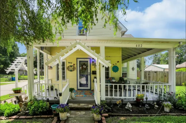 $239,000 | 402 North Noble Street, Greenfield, IN 46140