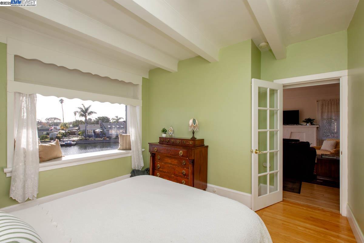 2000 Clinton Avenue Alameda, CA 94501 - Photo 21 of 57 a bedroom with a bed and a dresser