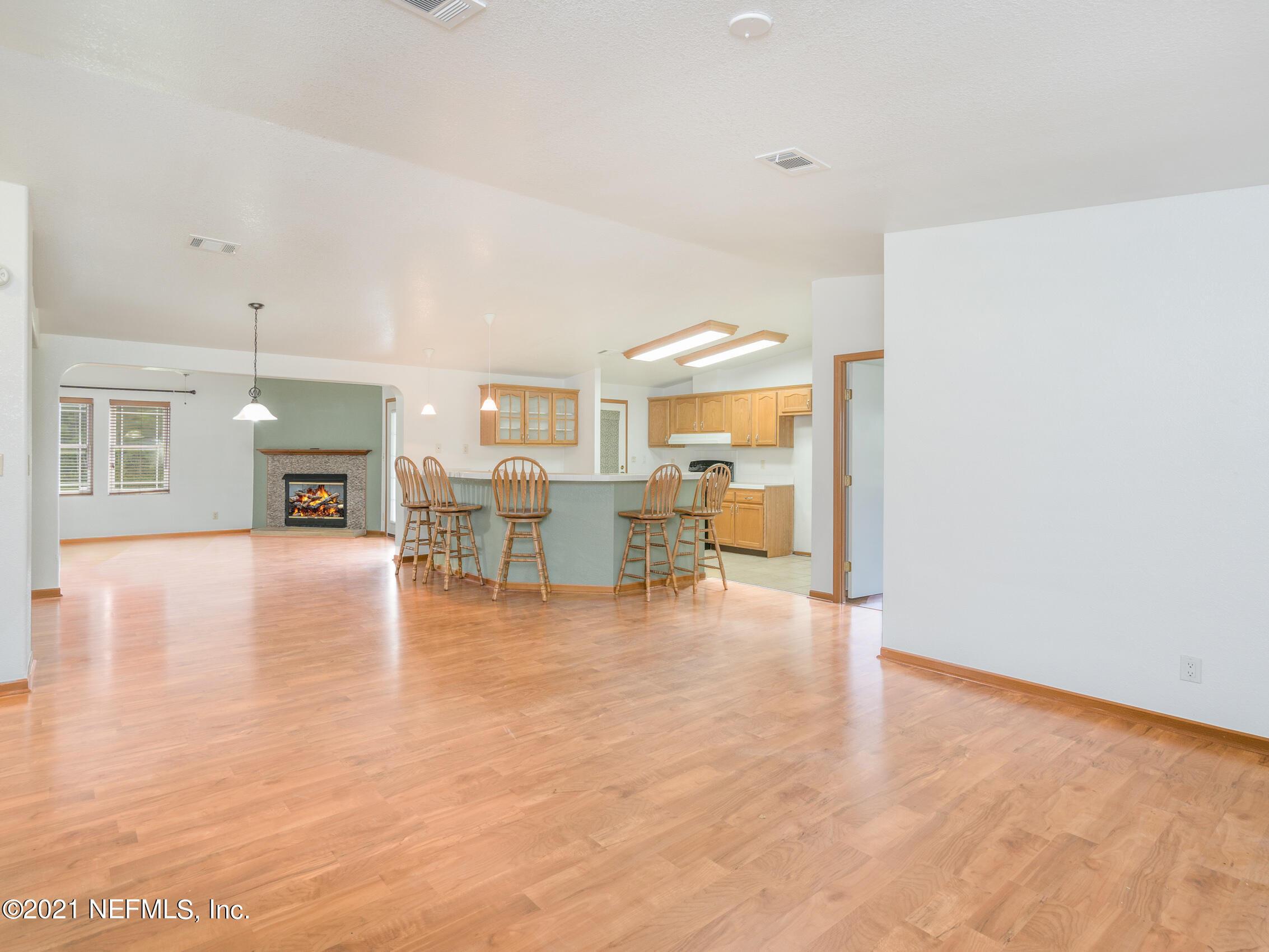 15315 Parete Road Jacksonville, FL 32218 - Photo 3 of 39 Living Space