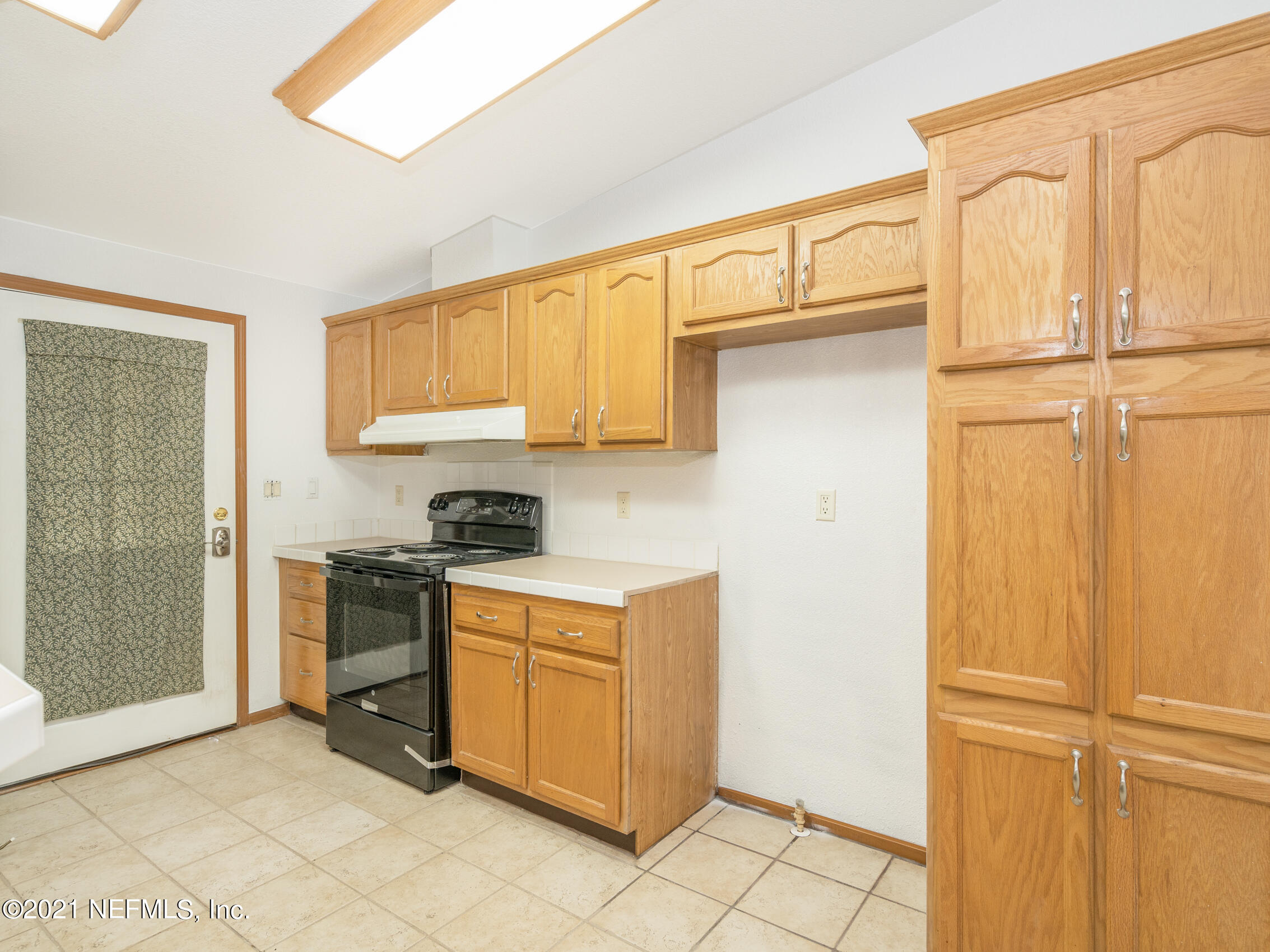 15315 Parete Road Jacksonville, FL 32218 - Photo 6 of 39 Kitchen b
