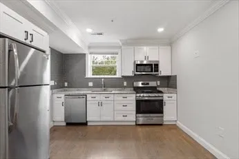 $3,780 | 33 Merriam Street, Unit 1, Somerville, MA 02143