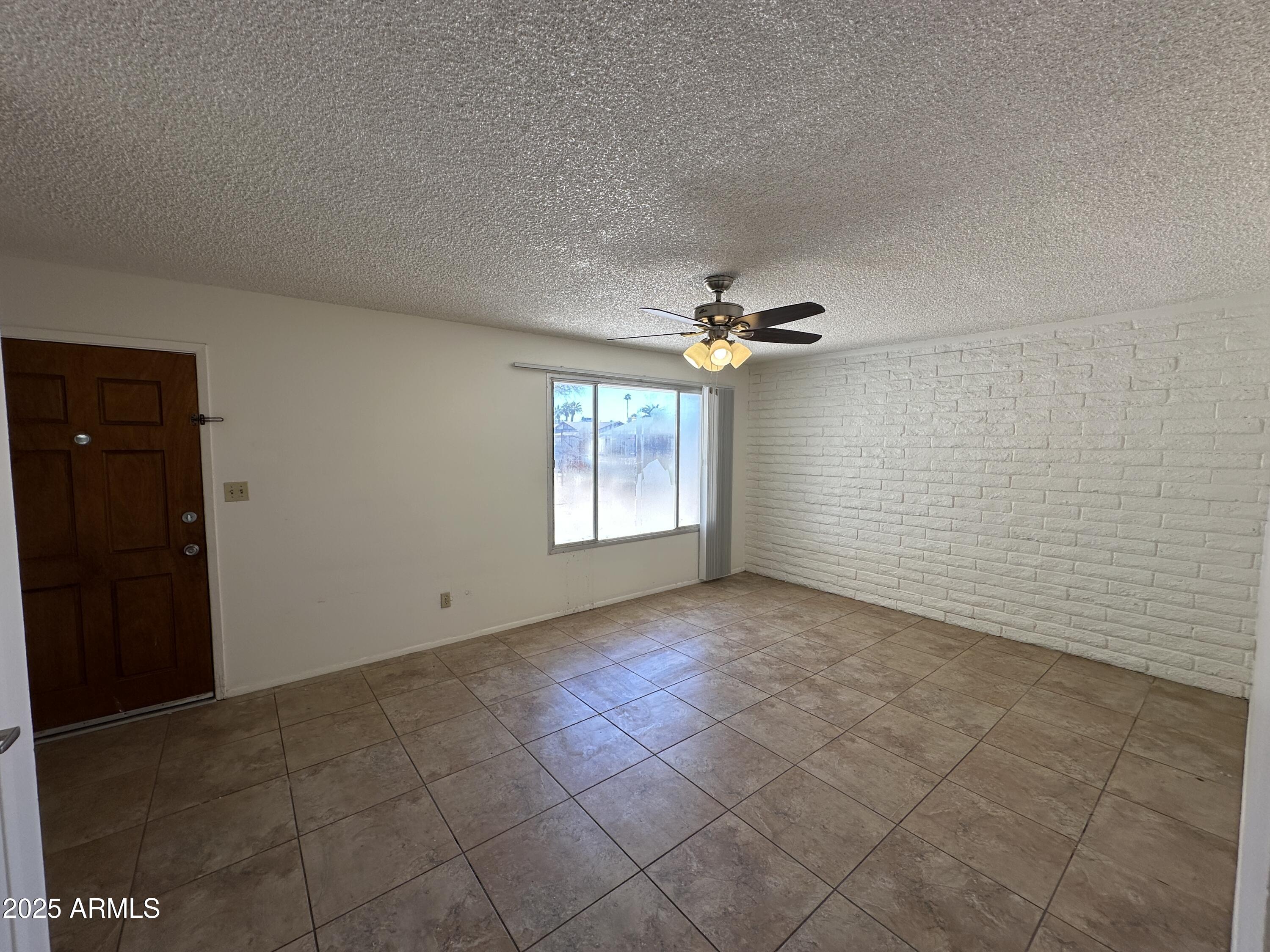 1968 East Carson Drive Tempe, AZ 85282 - Photo 7 of 25 IMG_9671