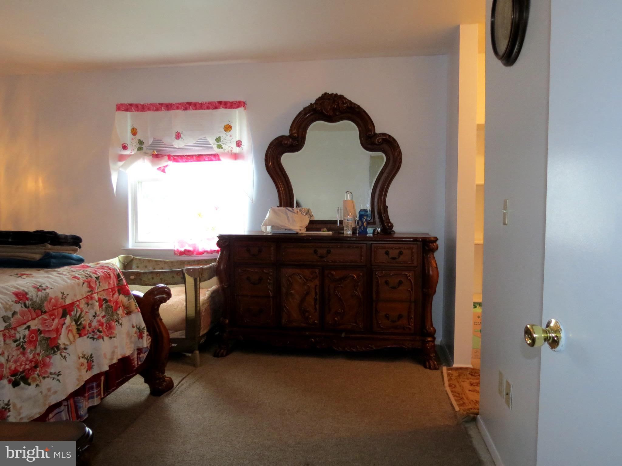 402 Springhouse Road Harrisburg, PA 17111 - Photo 11 of 16 Gallery Image 11
