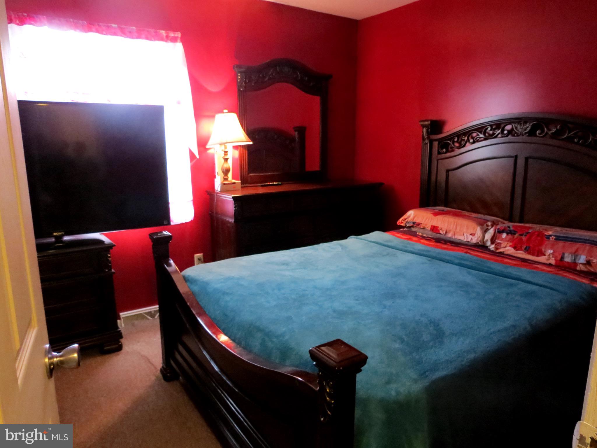 402 Springhouse Road Harrisburg, PA 17111 - Photo 14 of 16 Gallery Image 14