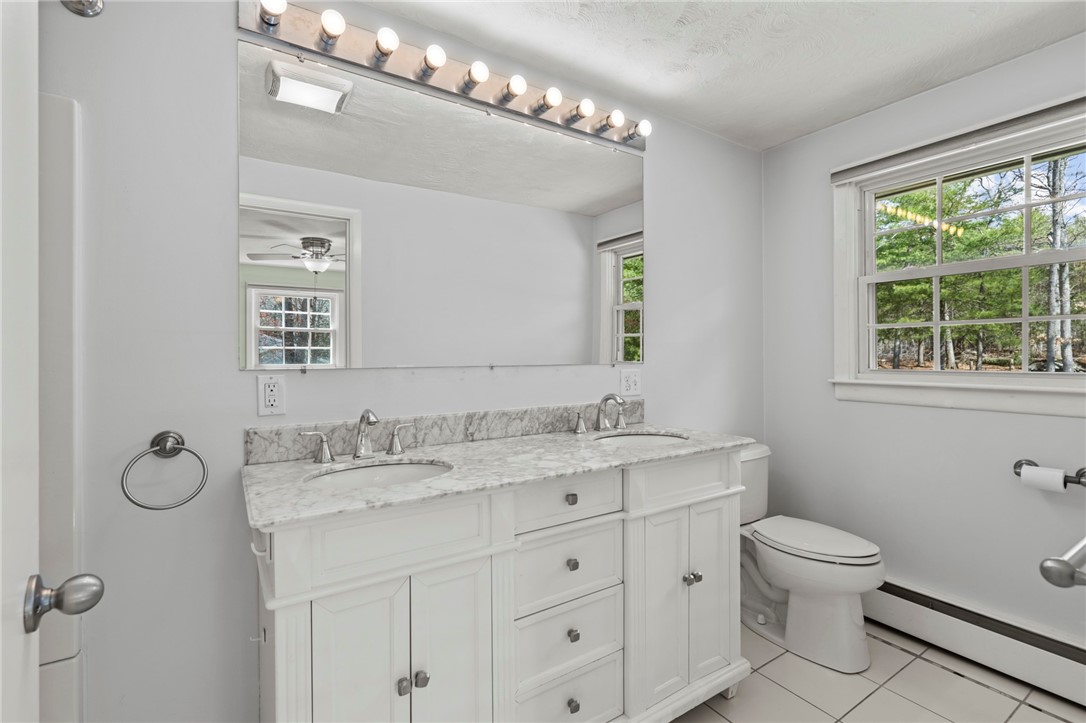 44 Orchard Drive Scituate, RI 02831 - Photo 18 of 36