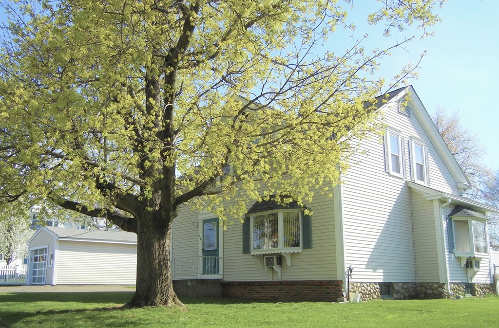 110 Ingham Street Chicopee, MA 01013 - Photo 1 of 24 Gallery Image 1