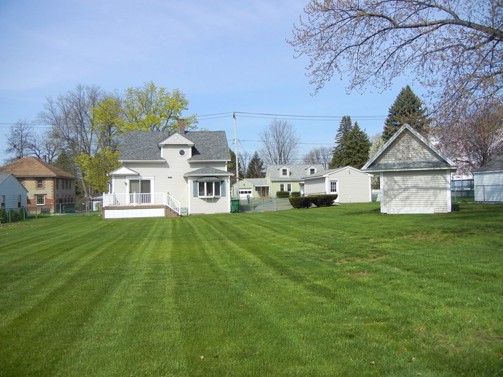 110 Ingham Street Chicopee, MA 01013 - Photo 23 of 24 Gallery Image 23