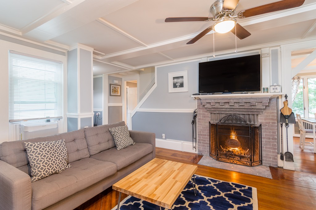 68 Holbrook Road Weymouth, MA 02191 - Photo 6 of 29 Gallery Image 6