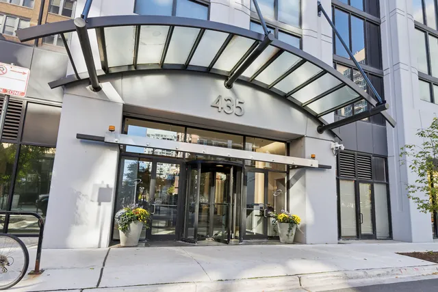 $499,000 | 435 West Erie Street, Unit 1408, Chicago, IL 60654