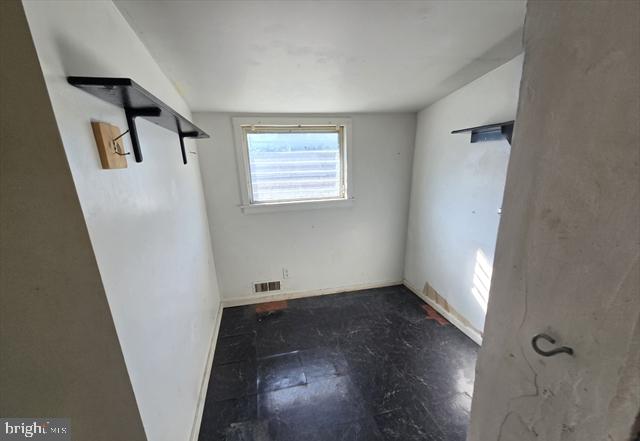 2404 Good Intent Road Woodbury, NJ 08096 - Photo 5 of 9 Gallery Image 5