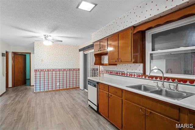 $2,300 | 107 Mark Trail Drive, Glen Carbon, IL 62034