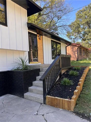 $189,992 | 303 East Bennett Street, Butler, MO 64730