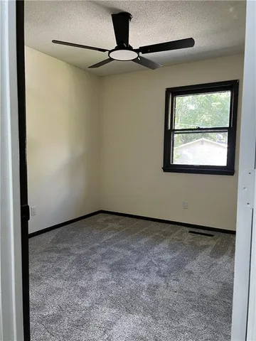 $189,992 | 303 East Bennett Street, Butler, MO 64730