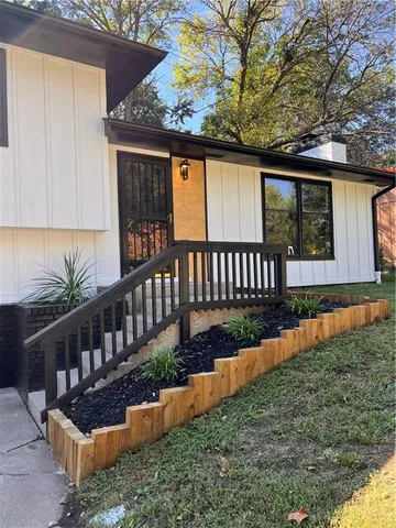 $179,992 | 303 East Bennett Street, Butler, MO 64730