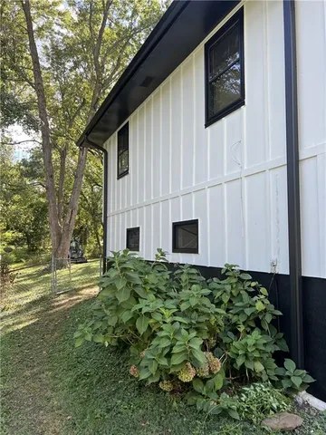 $189,992 | 303 East Bennett Street, Butler, MO 64730