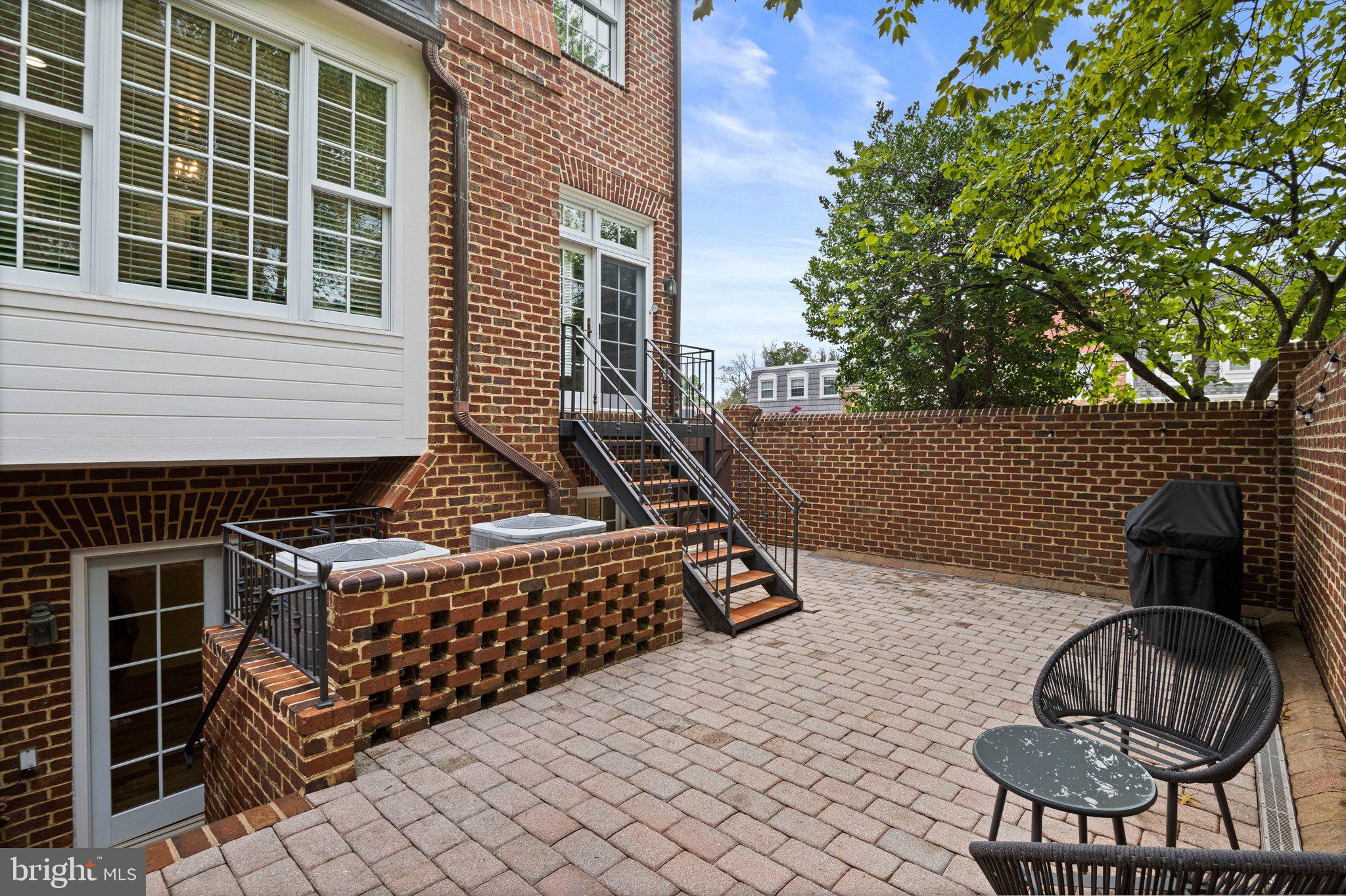 1117 Kensington Road McLean, VA 22101 - Photo 37 of 44 Back patio