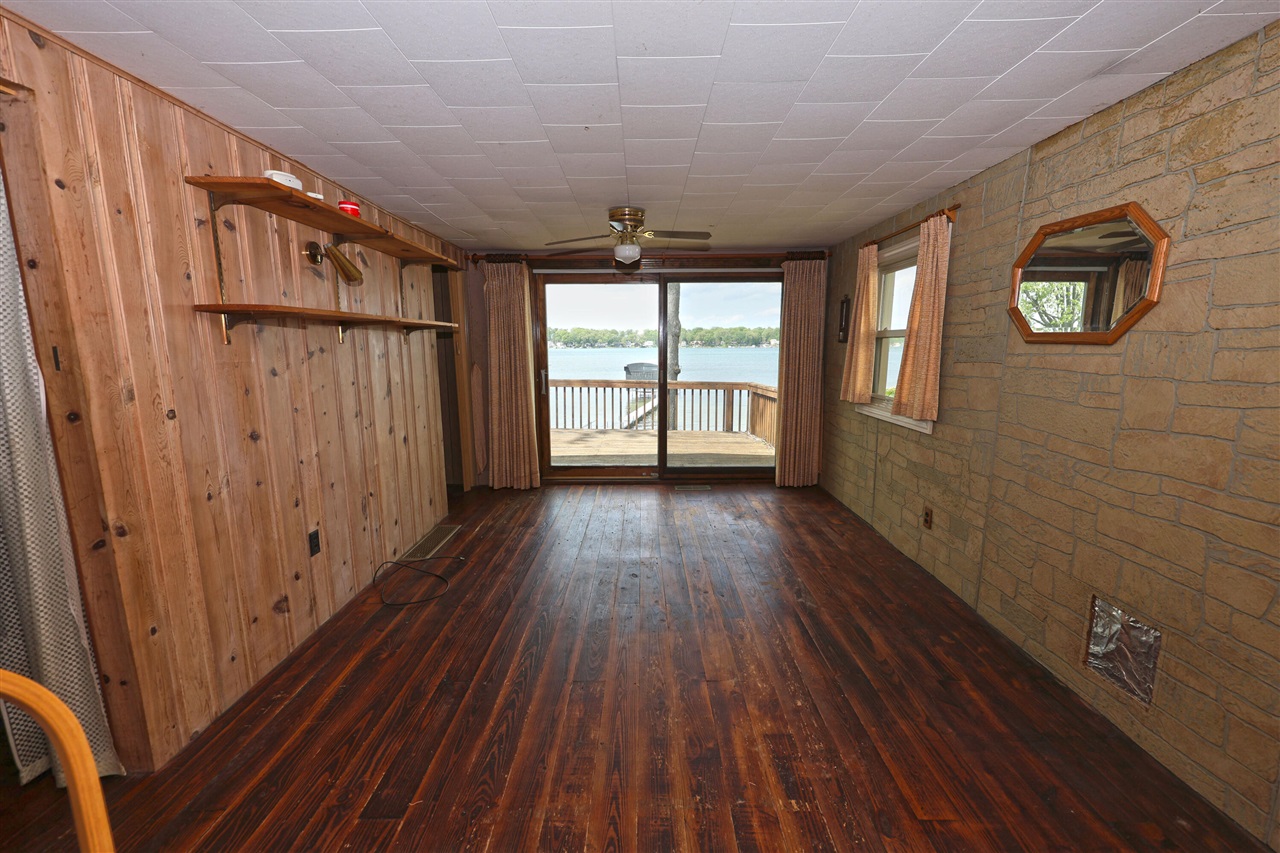31050 Curran Beach Road Dowagiac, MI 49047 - Photo 7 of 37