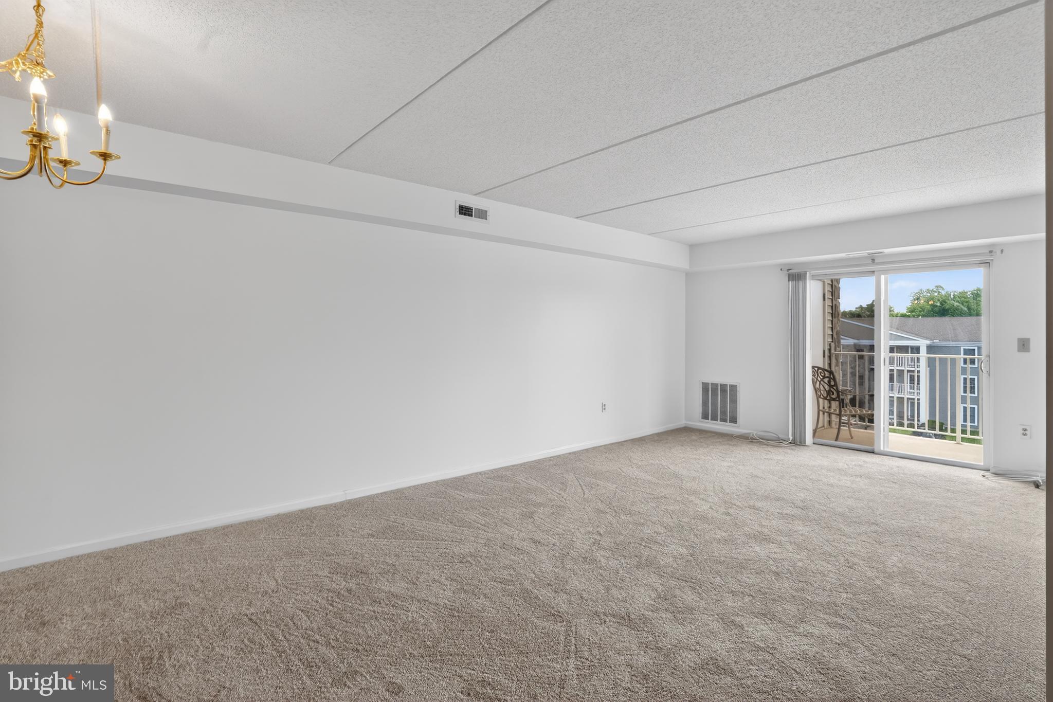 627 Brandon Road Norristown, PA 19403 - Photo 11 of 32 Sliders to balcony
