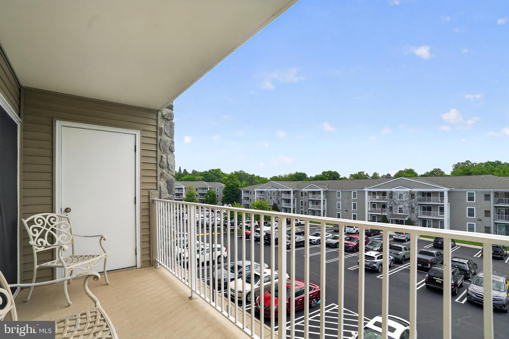 627 Brandon Road Norristown, PA 19403 - Photo 14 of 32 Private Balony