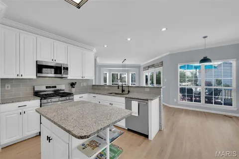 $694,900 | 701 Balcarra Drive, O'Fallon, MO 63368