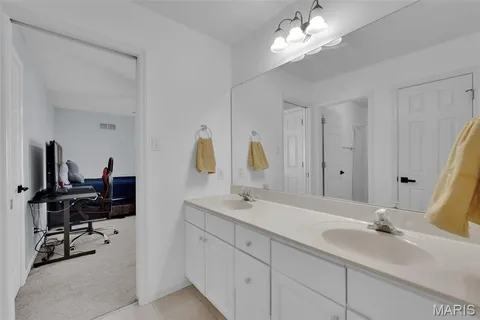 $694,900 | 701 Balcarra Drive, O'Fallon, MO 63368