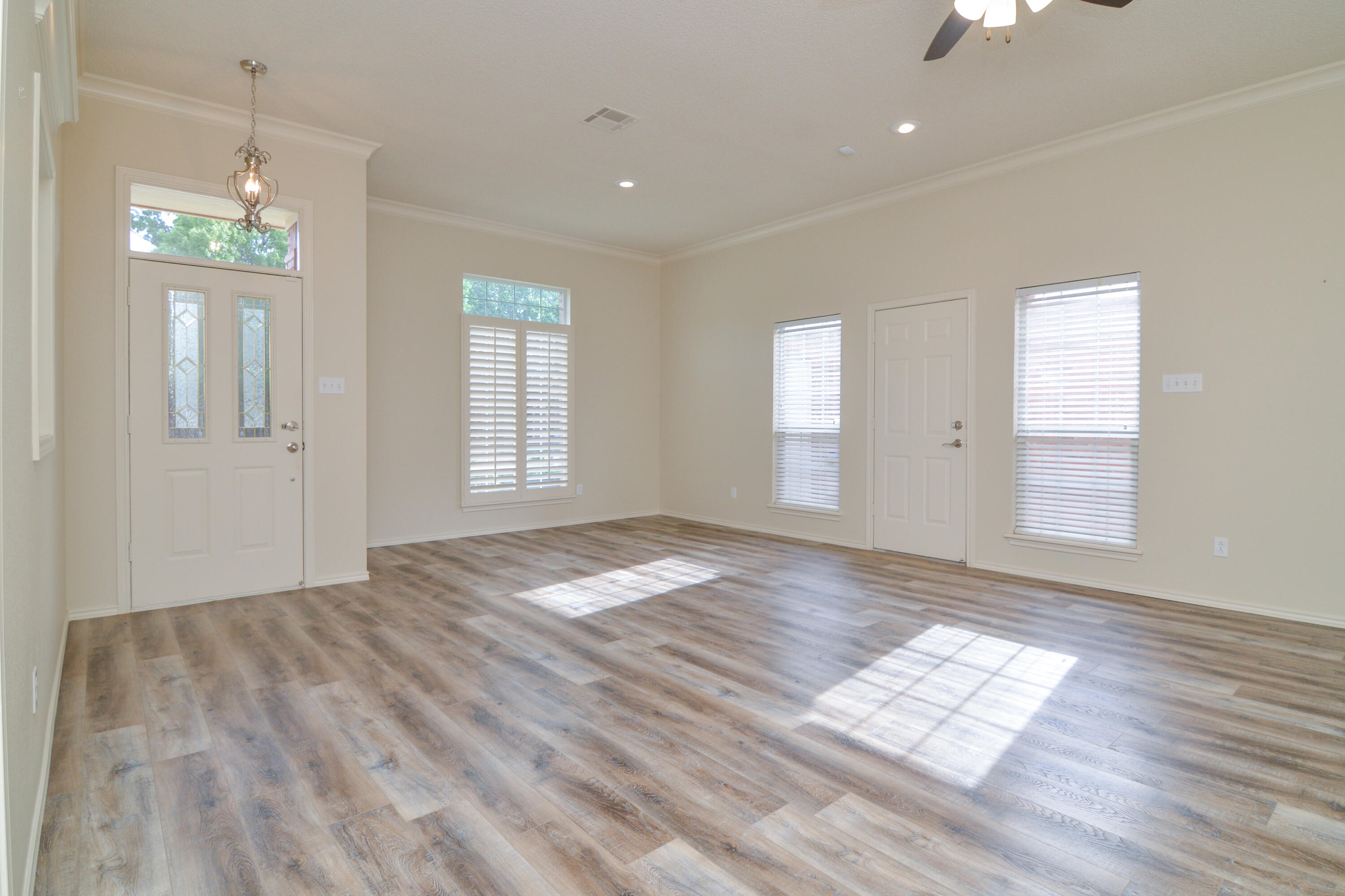 5511 65th Street Lubbock, TX 79424 - Photo 8 of 50 5511 65th-8