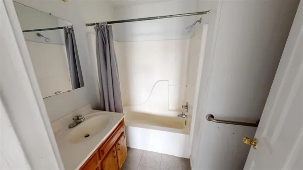 $1,000 | 308 Coffee Street, Dequincy, LA 70633