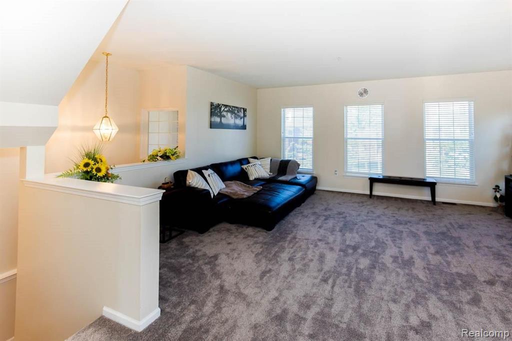 591 Cherry Orchard Road Canton, MI 48188 - Photo 21 of 45