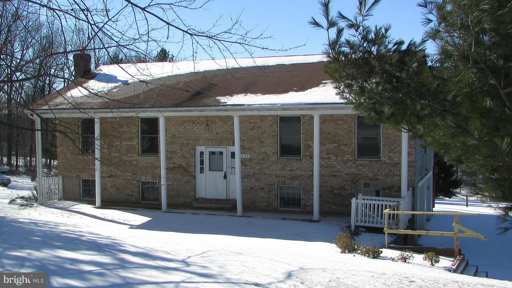 Exterior (Front)
