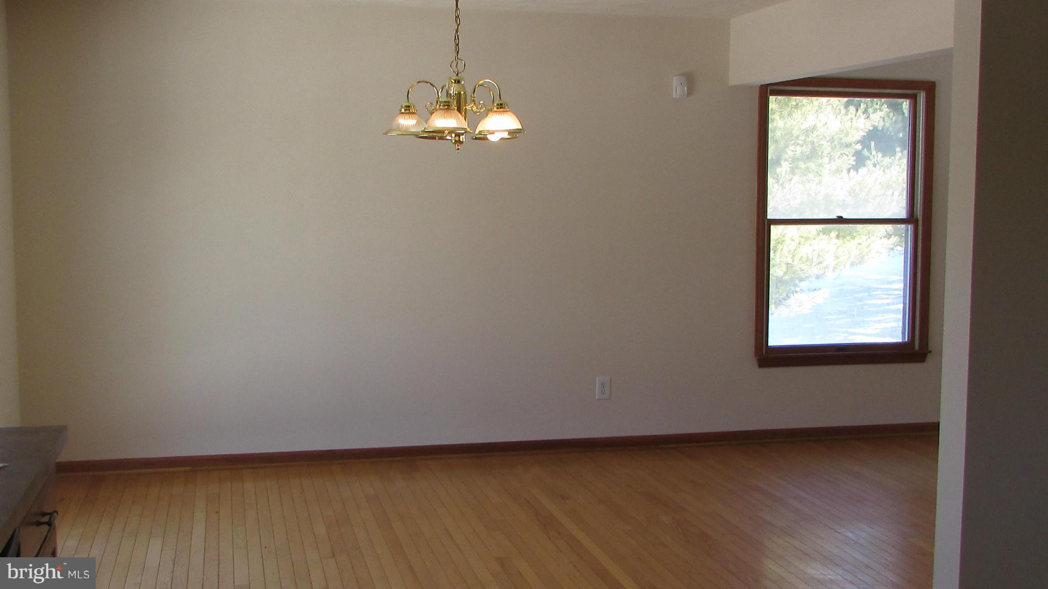 1534 Manchester Road Westminster, MD 21157 - Photo 5 of 18 Dining Room