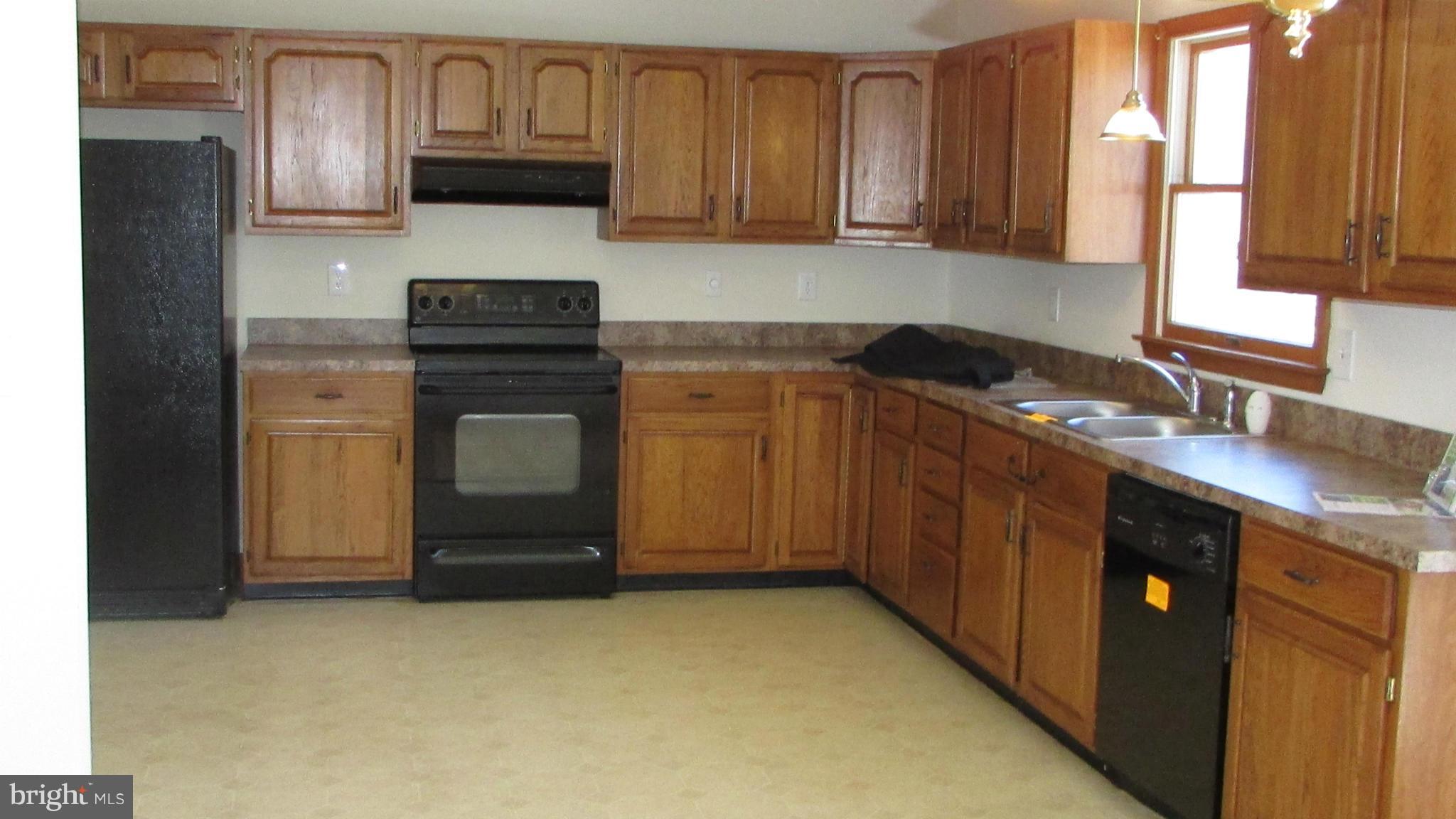 1534 Manchester Road Westminster, MD 21157 - Photo 9 of 18 Kitchen