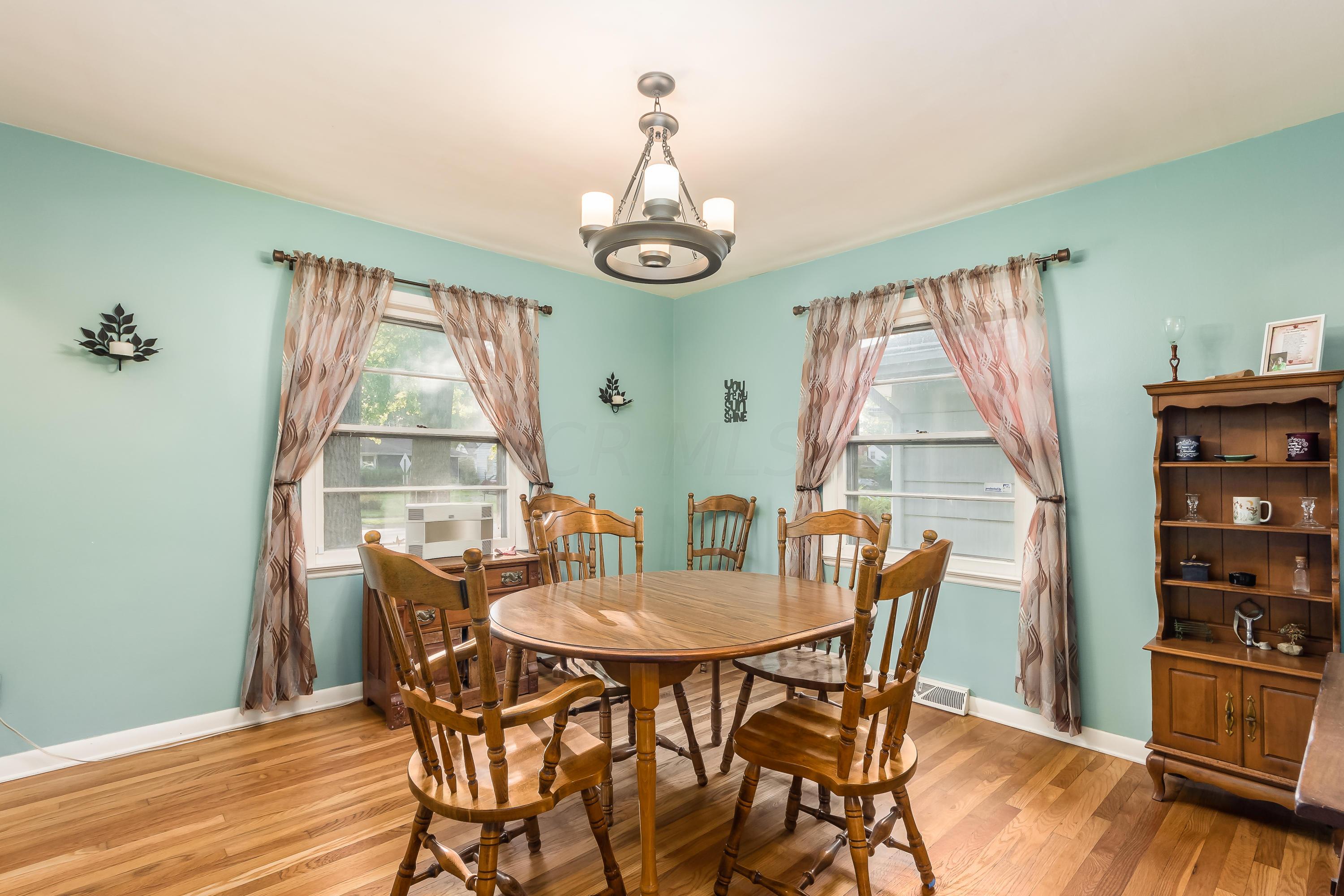 133 North Chesterfield Road Columbus, OH 43209 - Photo 11 of 35 Gallery Image 11