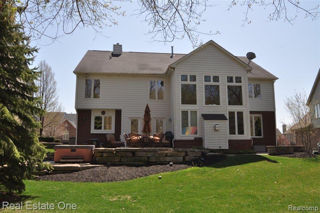 1306 Welland Drive Rochester, MI 48306 - Photo 24 of 25 Gorgeous Patio & Inset Patio
