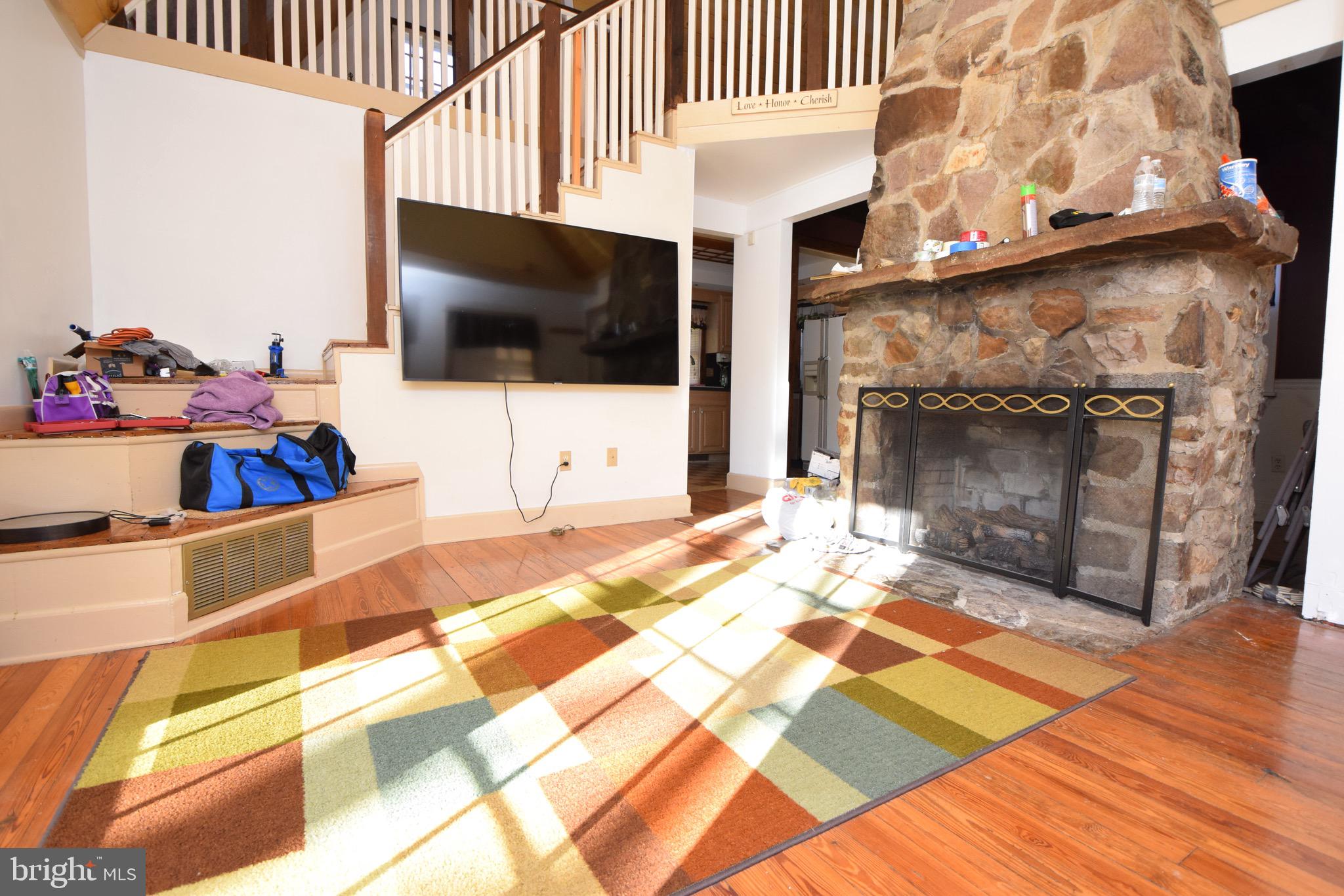 2220 Hillside Road Slatington, PA 18080 - Photo 5 of 20