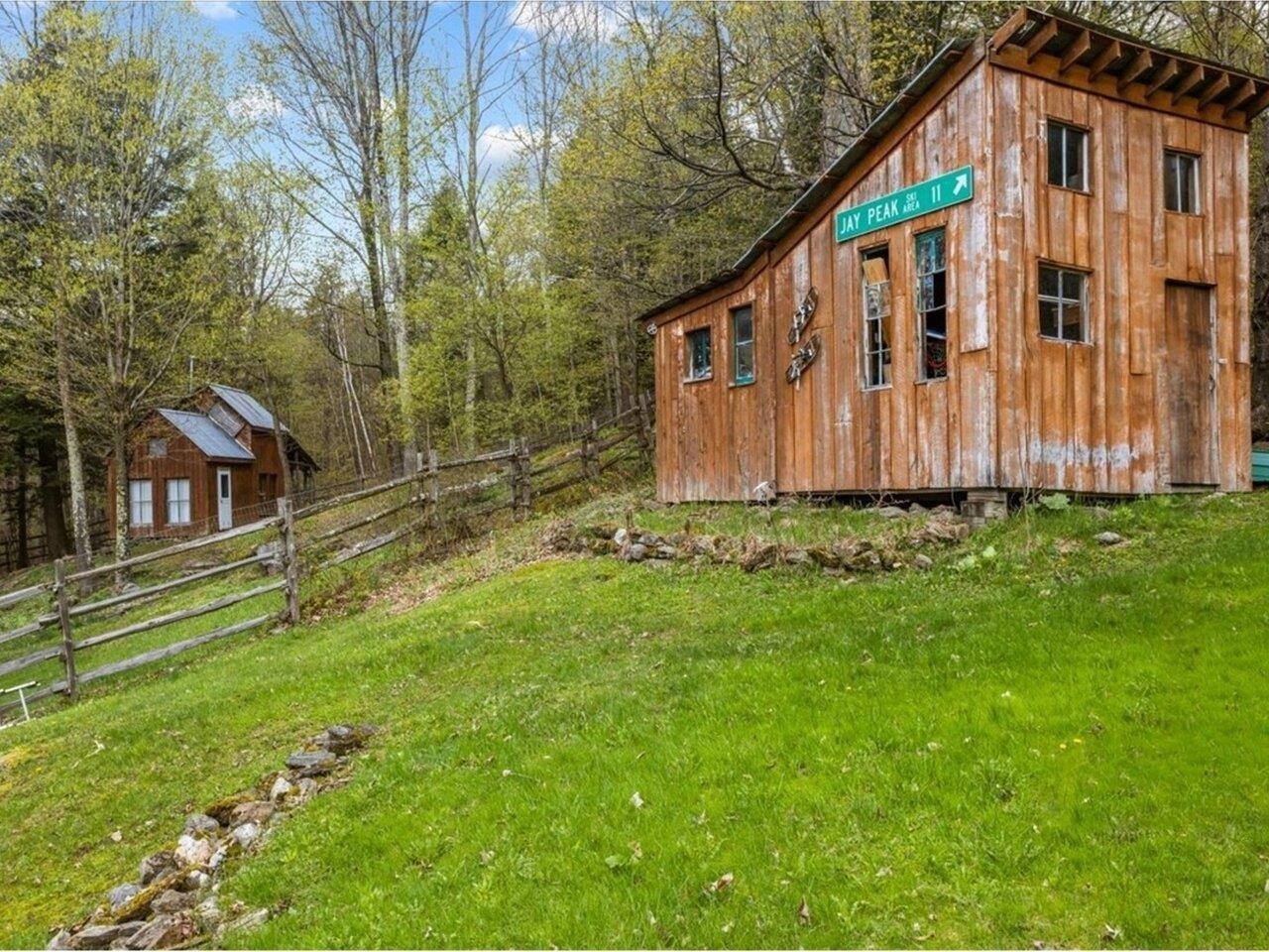 1927 Hill West Road Montgomery, VT 05450 - Photo 28 of 40 Gallery Image 28