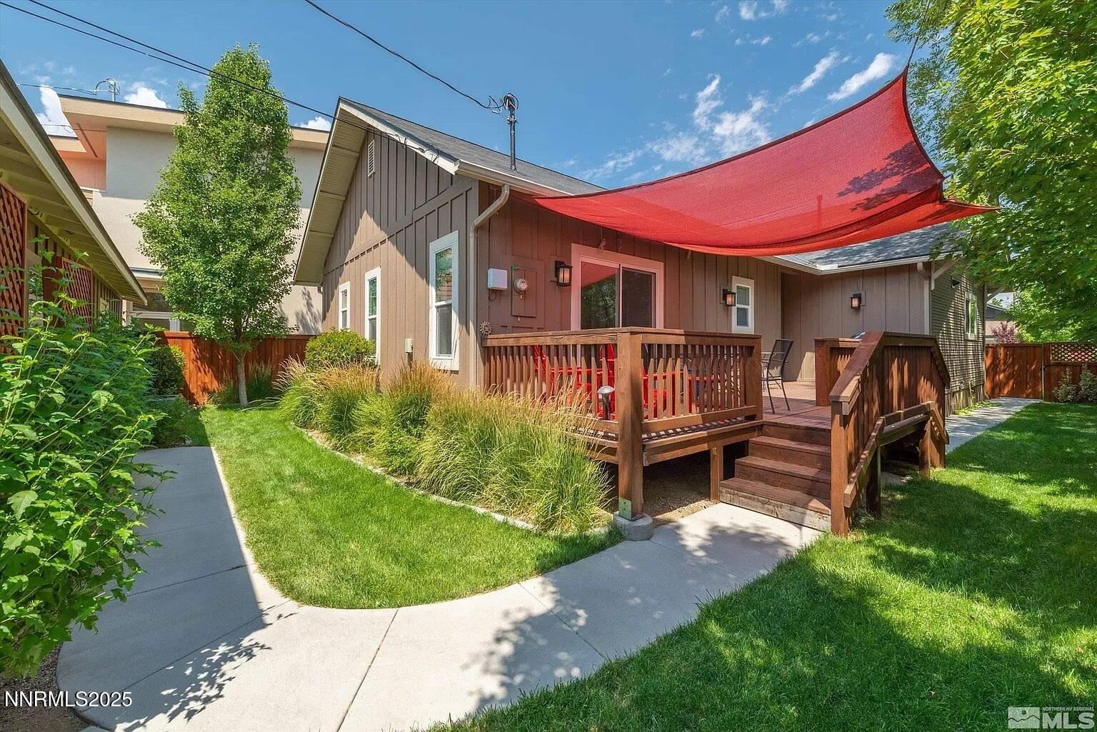 60 Caliente Street Reno, NV 89509 - Photo 5 of 24 4