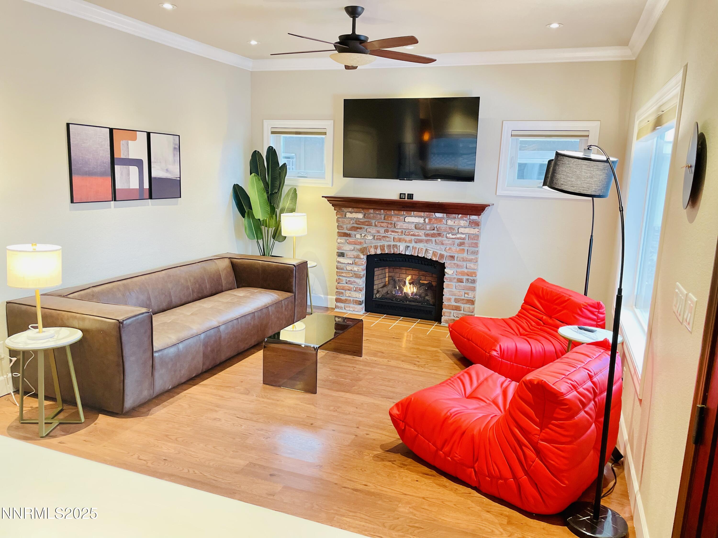 60 Caliente Street Reno, NV 89509 - Photo 7 of 24 IMG_5278 (1)