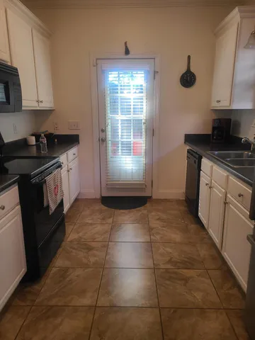 $239,900 | 104 Amelia Forest Lane, Columbia, SC 29209