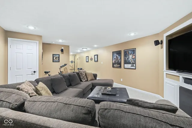 $515,000 | 1561 Claireridge Court, Avon, IN 46123